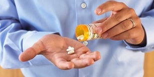 What antibiotics should male prostatitis drink
