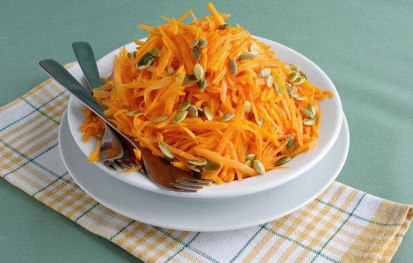 Salad autumn based on pumpkin seeds helps prevent prostatitis